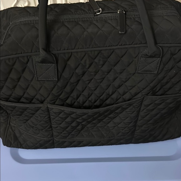 Vera Bradley black Quilted travel bag or weekend duffle -excellent shape. - Picture 4 of 7